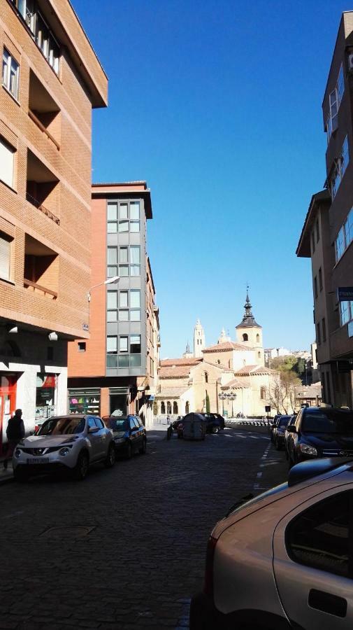 El Balconcito De San Millan II Apartment เซโกเวีย ภายนอก รูปภาพ